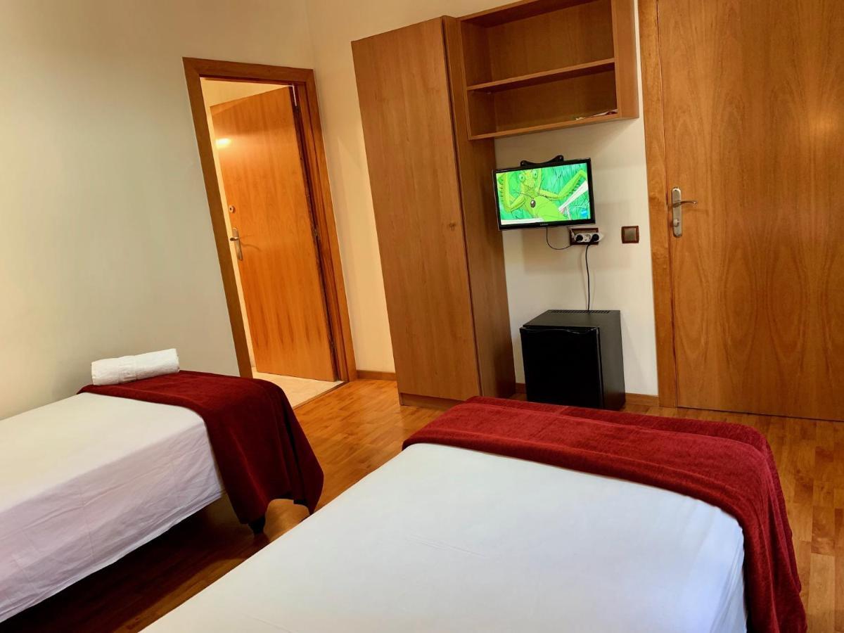 Hostal Madrazo Barcelona Ngoại thất bức ảnh