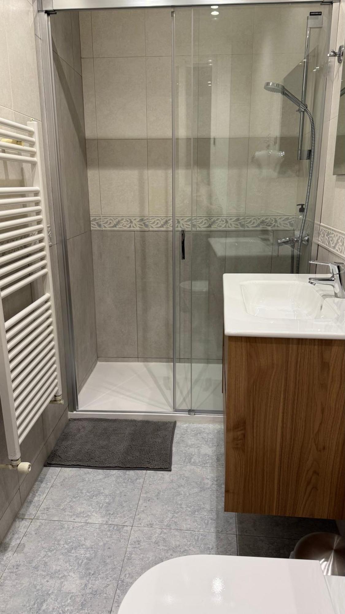 Hostal Madrazo Barcelona Ngoại thất bức ảnh