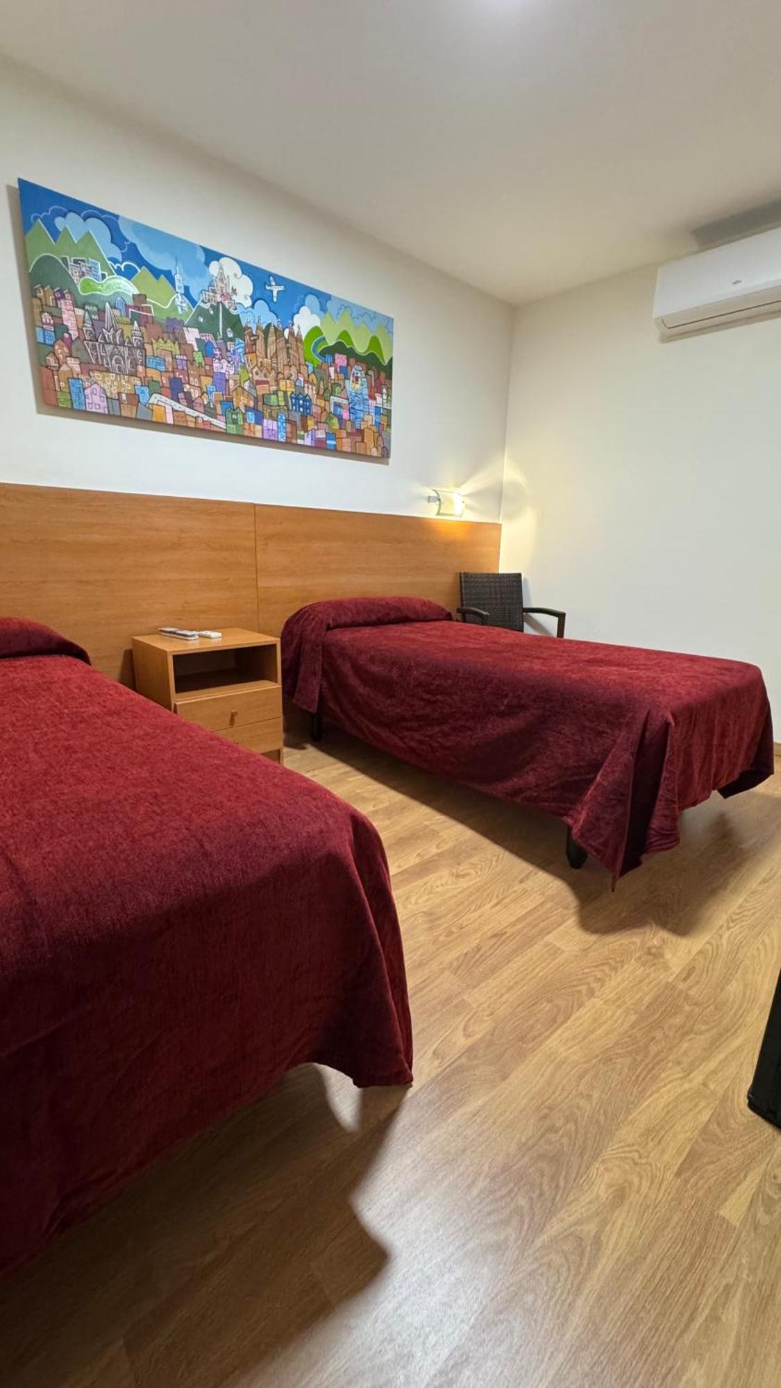 Hostal Madrazo Barcelona Ngoại thất bức ảnh