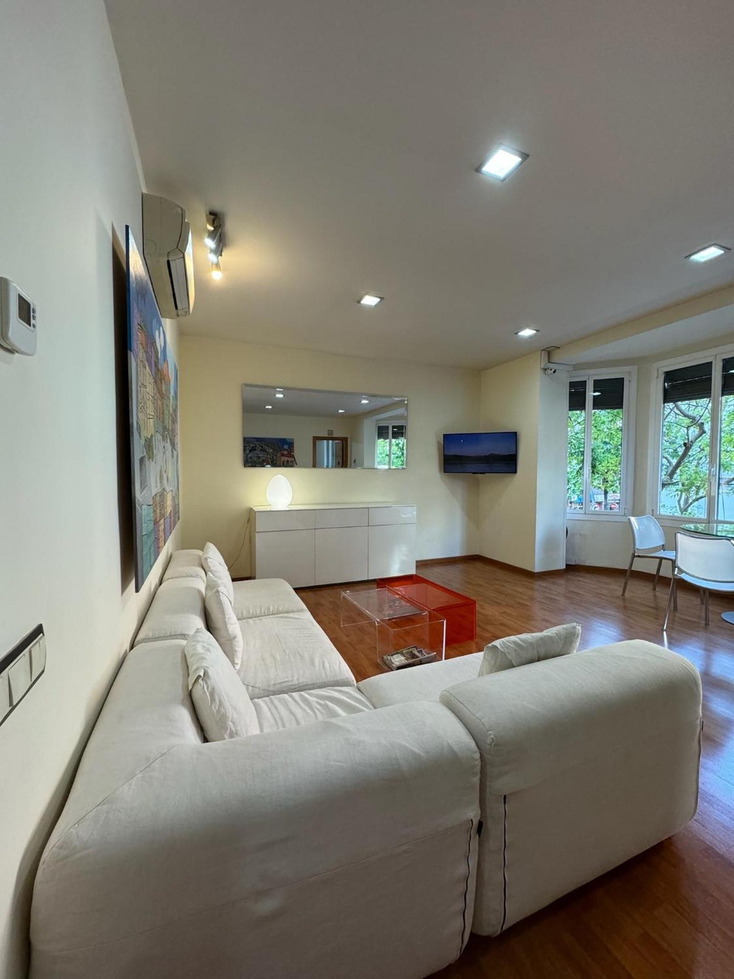 Hostal Madrazo Barcelona Ngoại thất bức ảnh