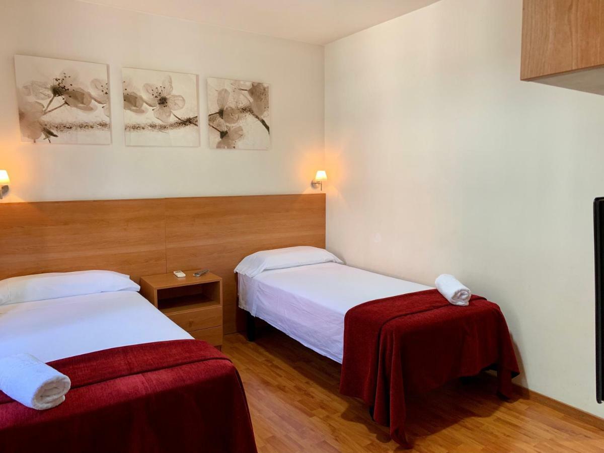 Hostal Madrazo Barcelona Ngoại thất bức ảnh