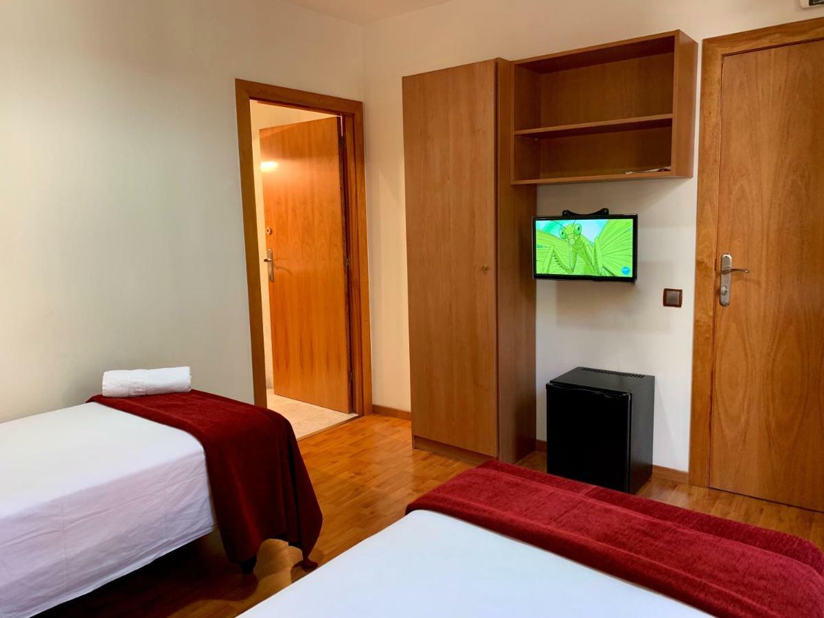 Hostal Madrazo Barcelona Ngoại thất bức ảnh